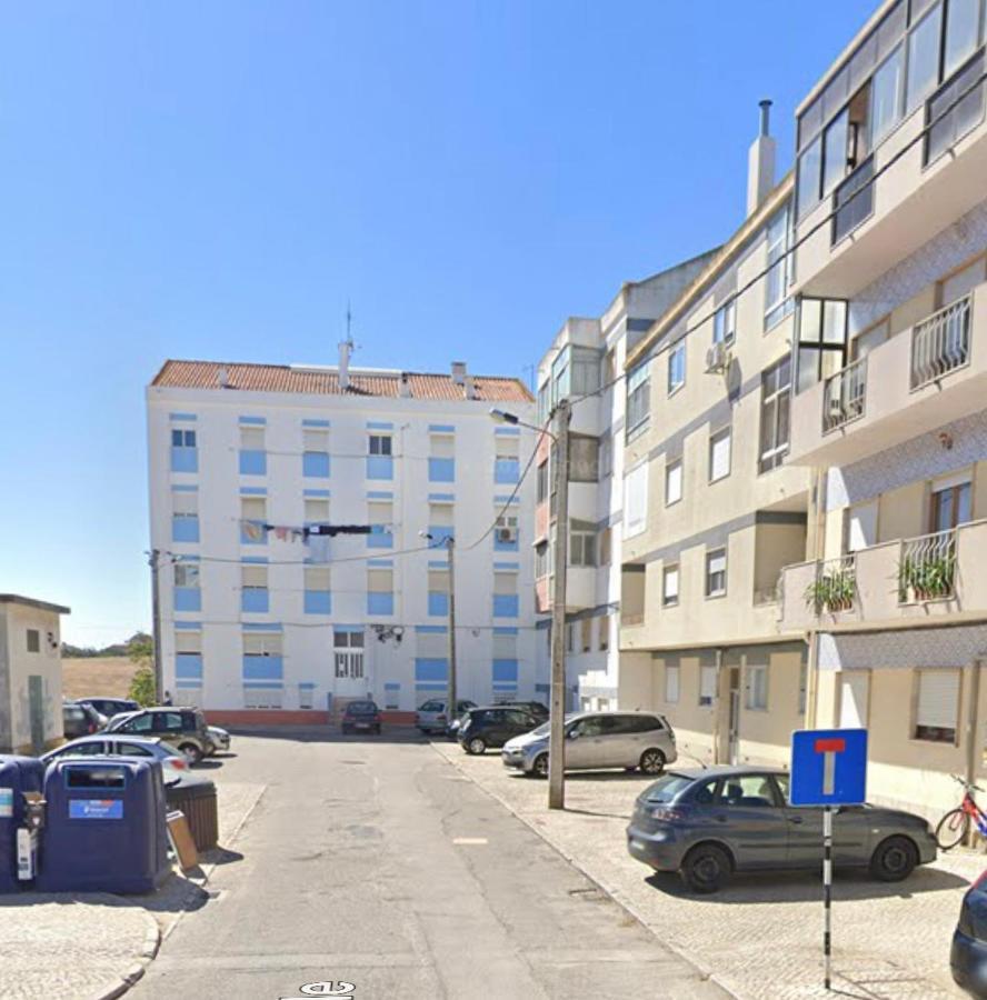 Apartamento Remodelado No Seixal Lejlighed Seixal  Eksteriør billede