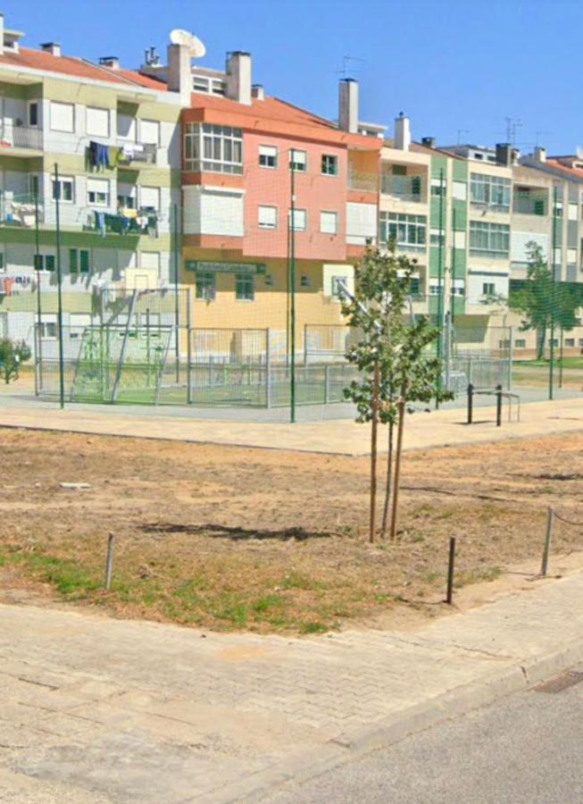 Apartamento Remodelado No Seixal Lejlighed Seixal  Eksteriør billede