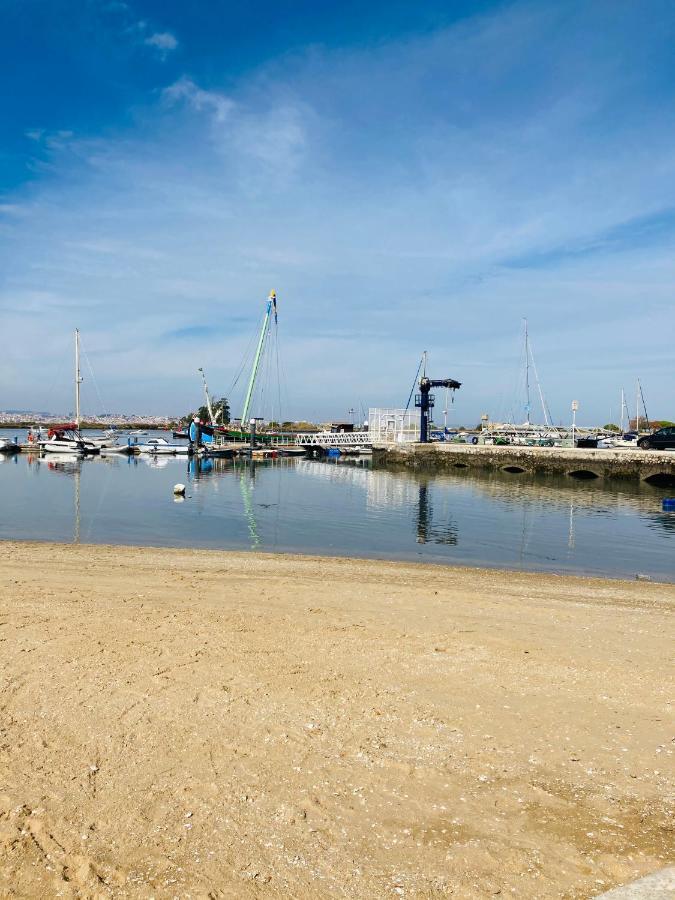Apartamento Remodelado No Seixal Seixal  Eksteriør billede